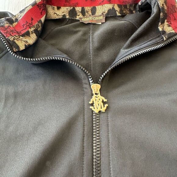 Roberto Cavalli, black red and gold zip up three-quarter sleeve jacket - Picture 3 of 17